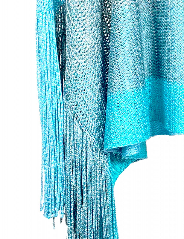 blake-poncho-acrylic-turchese-detail.jpg