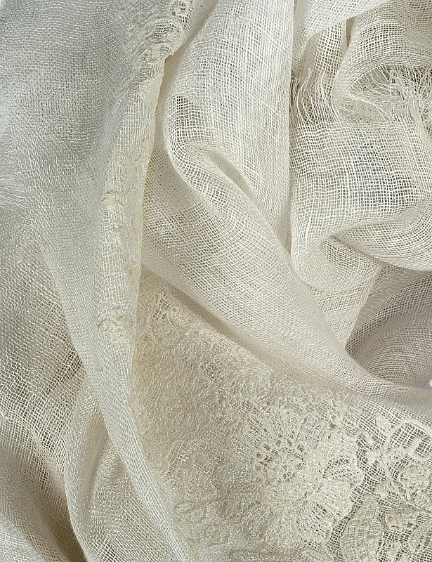 invite-stole-linen-white-detail--.jpg