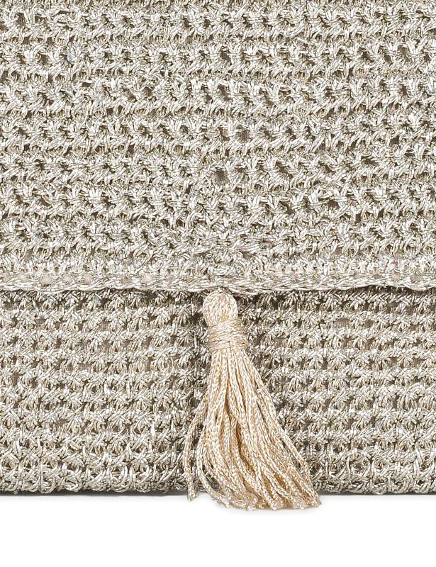 megan_bag-met-yarn-gold-detail.jpg