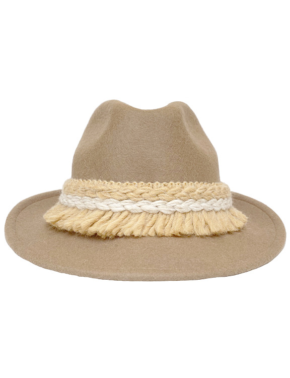gennaro-hat-wool-cammello-emotional1.jpg