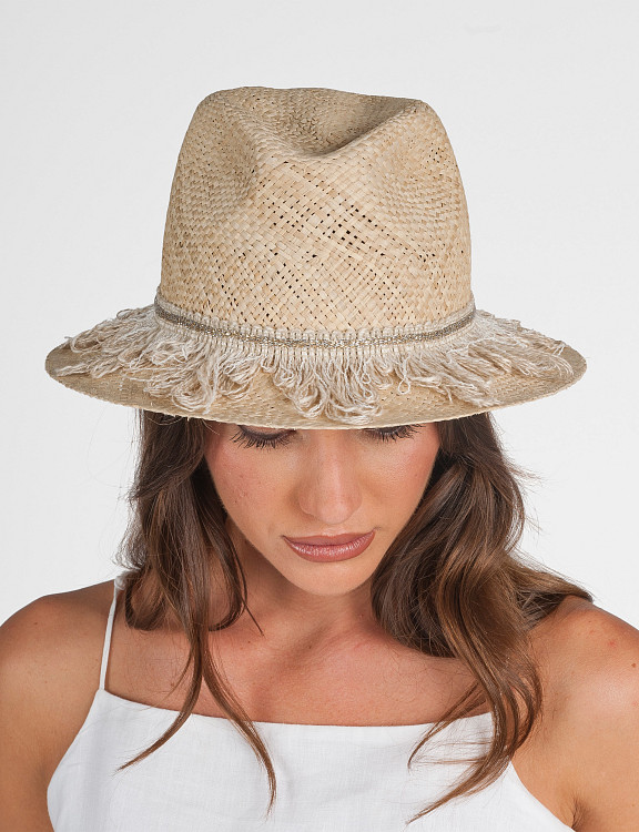 minorca-hat-rafia-naturale-worn.jpg