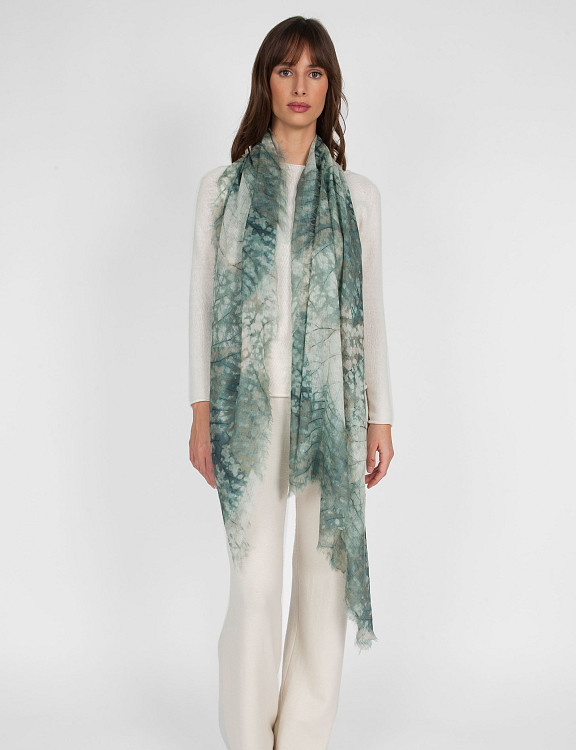 nube-stole-wool-sage-worn.jpg